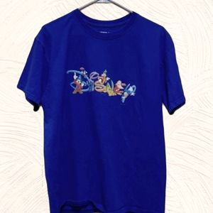 🔥3 for$9🔥Disney Dark Blue T-SHIRT size Large